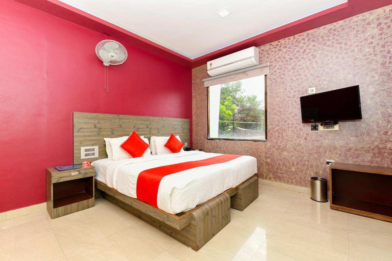 Oyo 1889 Hotel Aj Park Alappuzha Esterno foto