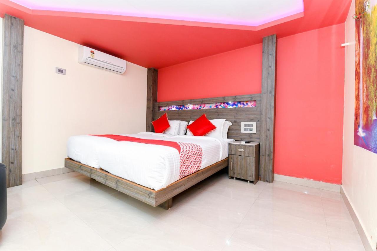 Oyo 1889 Hotel Aj Park Alappuzha Camera foto