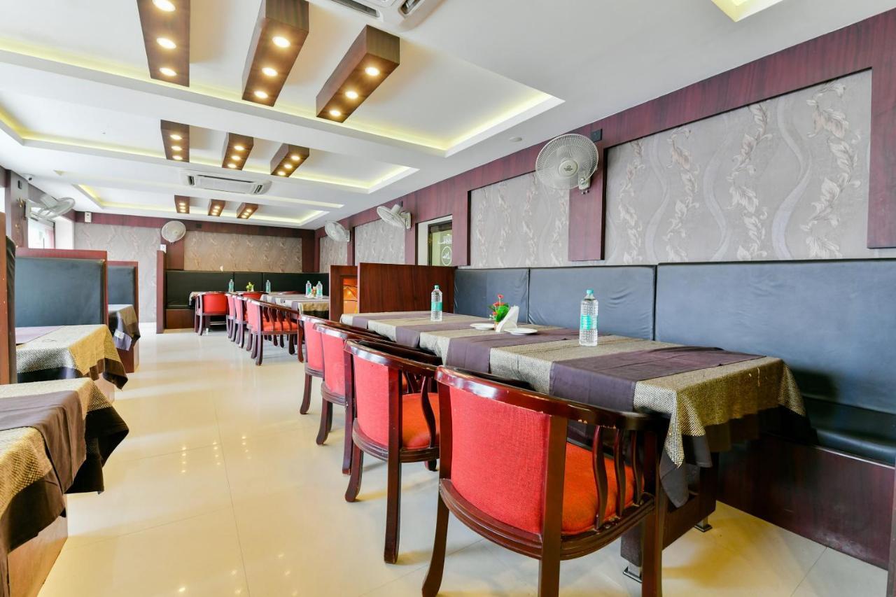 Oyo 1889 Hotel Aj Park Alappuzha Esterno foto