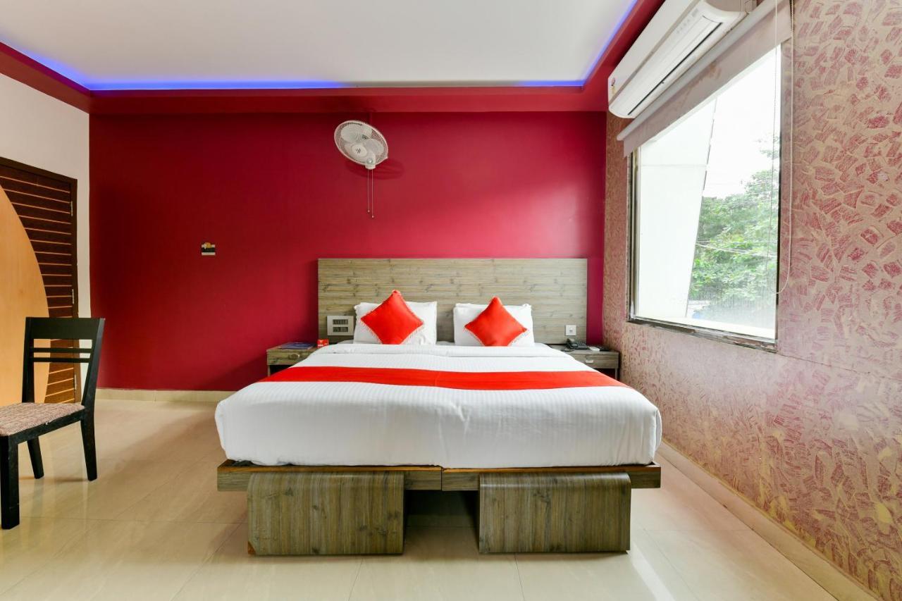 Oyo 1889 Hotel Aj Park Alappuzha Esterno foto