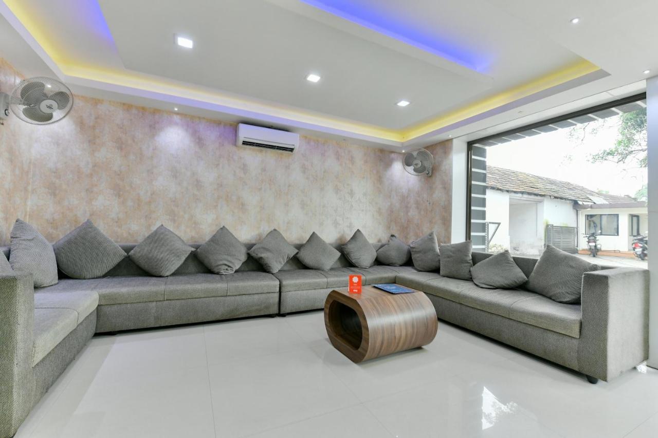 Oyo 1889 Hotel Aj Park Alappuzha Esterno foto
